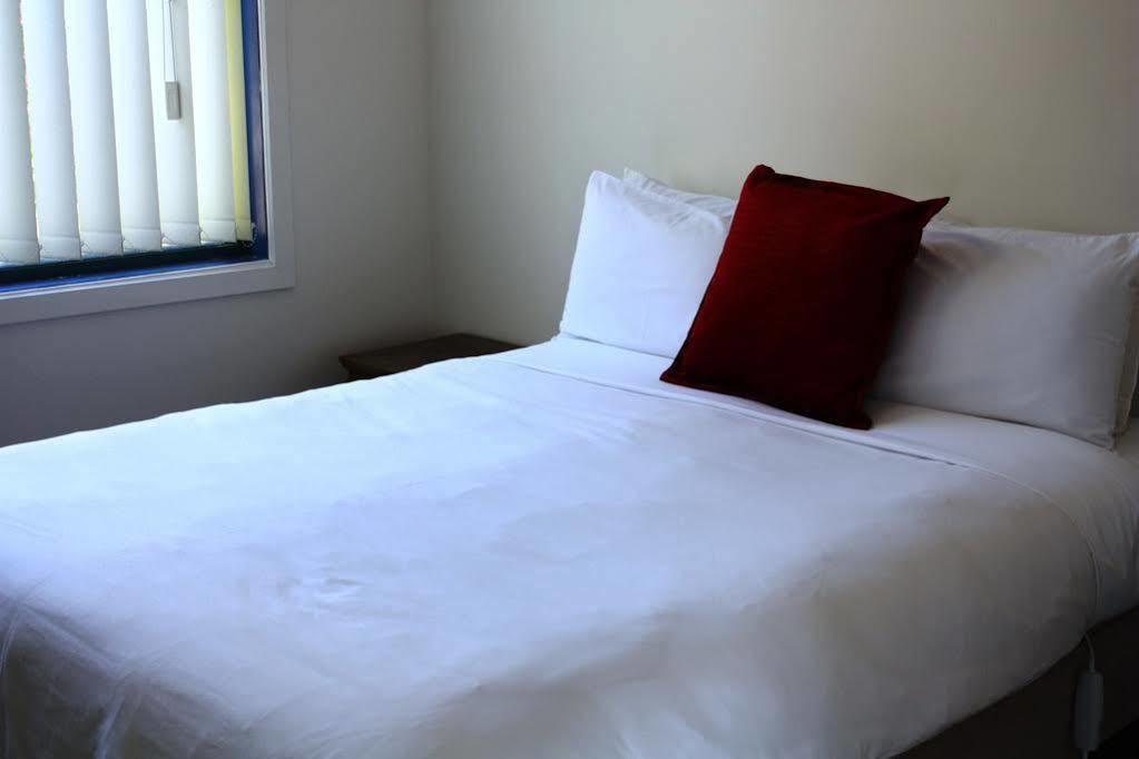 Phillip Island Off-Track Accommodation Cowes Eksteriør bilde