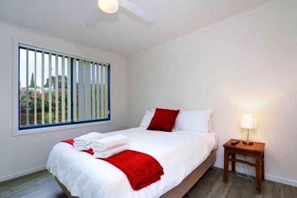 Phillip Island Off-Track Accommodation Cowes Eksteriør bilde