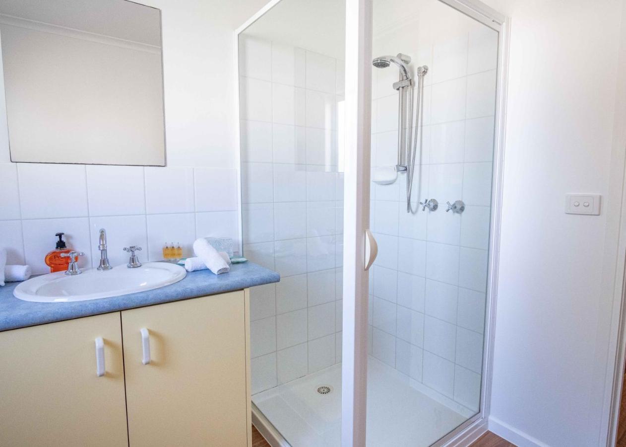 Phillip Island Off-Track Accommodation Cowes Eksteriør bilde